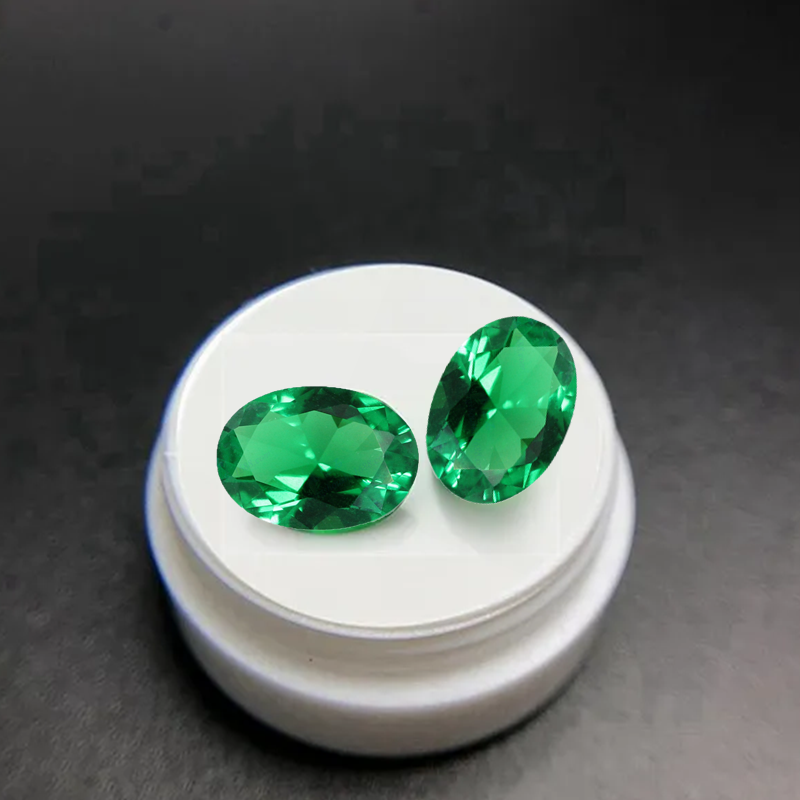 Turquoise Stone Ring - 美しいエメラルドグリーンのオーバルカットVVSルースジェムストーン、ジュエリー製作DIYリングペンダントネックレス用の複数サイズの宝石