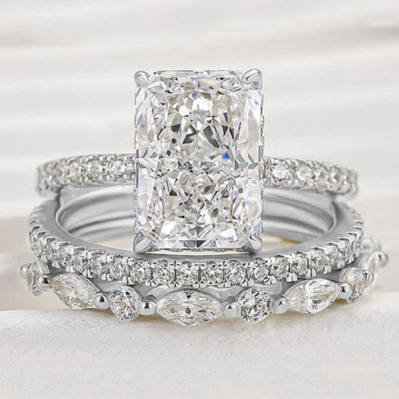 金メッキ銅925スターリングシルバー超輝きアイスフラワーモア - Moissanite Ring のレビューと価格
