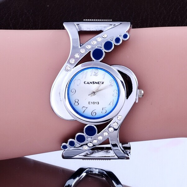 高級ゴールドブレスレット女性の腕時計ファッションダイヤモンド - Jewelry Diamond Watches のレビューと価格