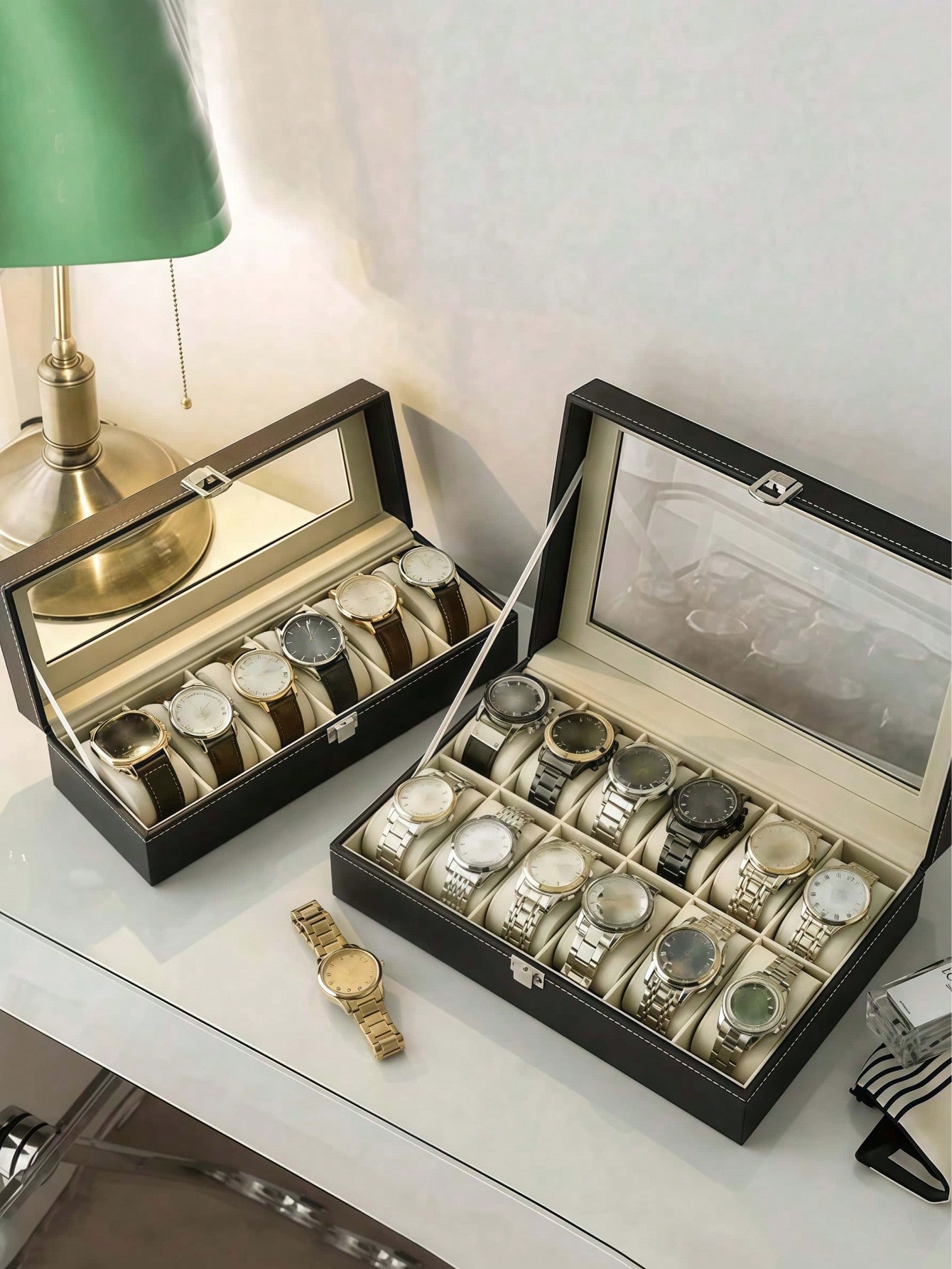 ロック付きレザー時計ボックス、大容量時計ディスプレイケース、 - Jewelry With Watches のレビューと価格