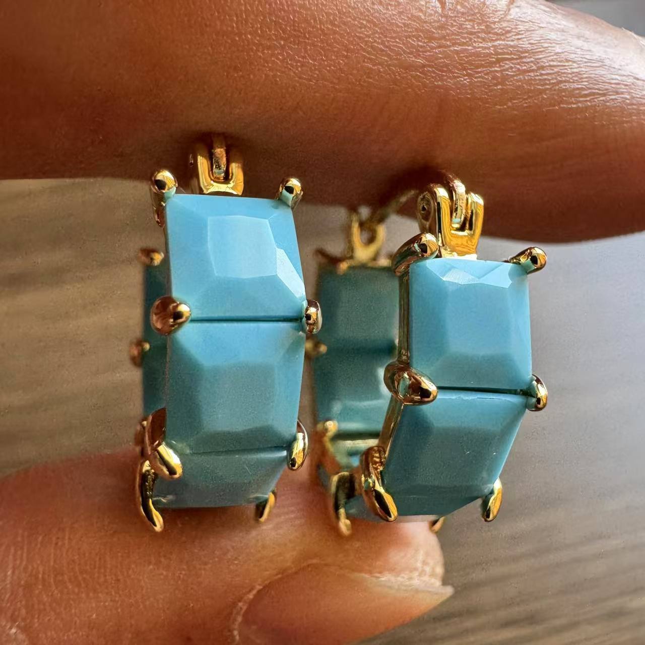 ファッションクラシックターコイズチェックイヤリング女性用ヴィ - Turquoise Stone Ring のレビューと価格