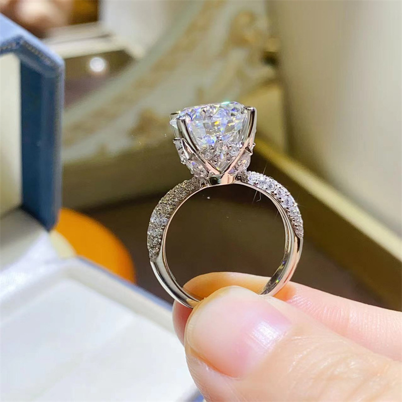女性用モアッサナイトリングvvs1,シルバー925光沢,ダイ - Moissanite Ring のレビューと価格