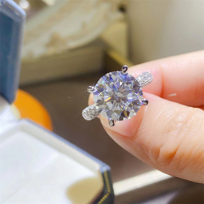 女性用モアッサナイトリングvvs1,シルバー925光沢,ダイ - Moissanite Ring のレビューと価格